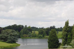 Blenheim Palace Park's Great Lake