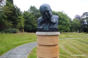 Winston Churchill bust in Blenheim Palace memorial garden