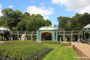 Waddeson Aviary